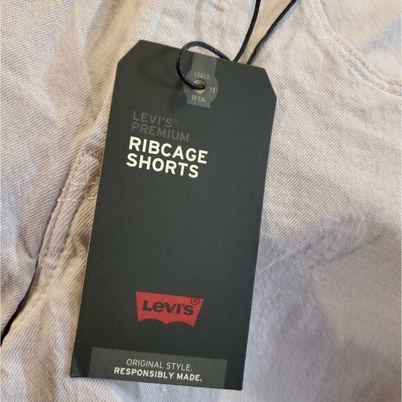 LEVI'S Ribcage Shorts raw‎ hem purple Lavendar size 30 90s vibe y2k new!! - Picture 5 of 8